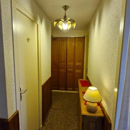 Spacieux Au Pied Des Pistes A Super - Fr-1-814-87 * Besse-et-Saint-Anastaise