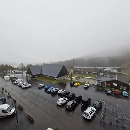 Spacieux Au Pied Des Pistes A Super - Fr-1-814-87 * Besse-et-Saint-Anastaise