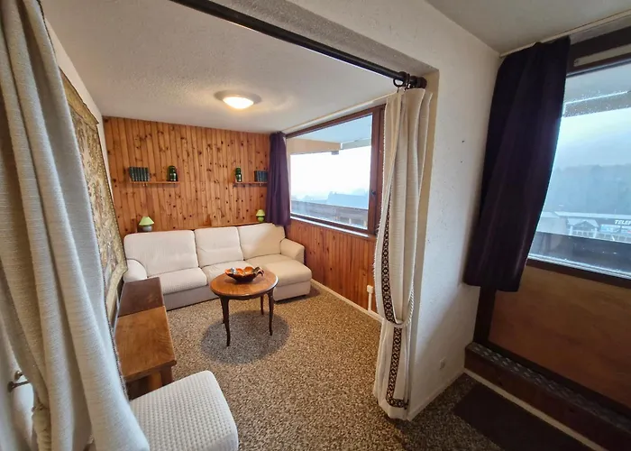 Spacieux Au Pied Des Pistes à - Fr-1-814-87