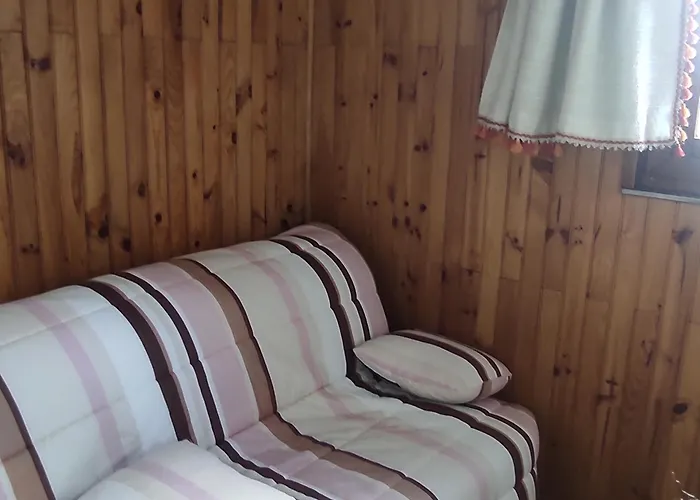 Spacieux Au Pied Des Pistes à - Fr-1-814-87 Super-Besse